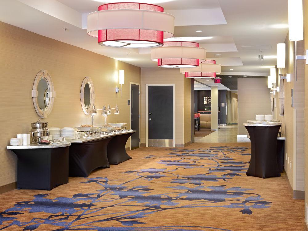 Отель Courtyard By Marriott Edmonton West Ресторан фото